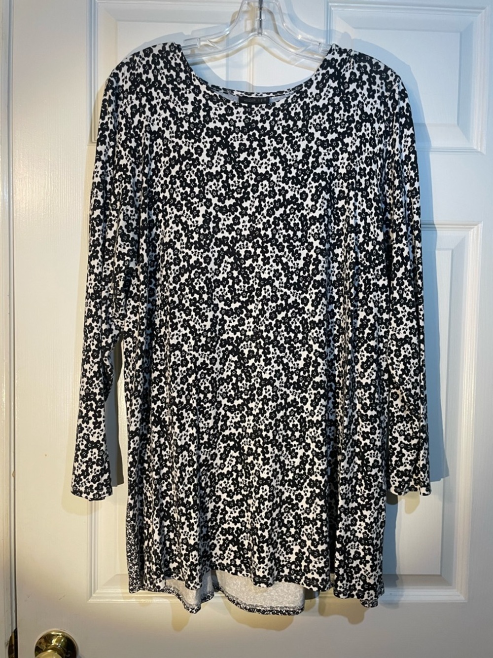 J. Jill Black and White Floral Tunic